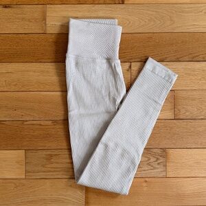 STRONGER Beige Textured High-Waisted Leggings - XS